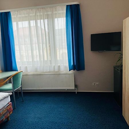 Hotel Km ダルムシュタット エクステリア 写真