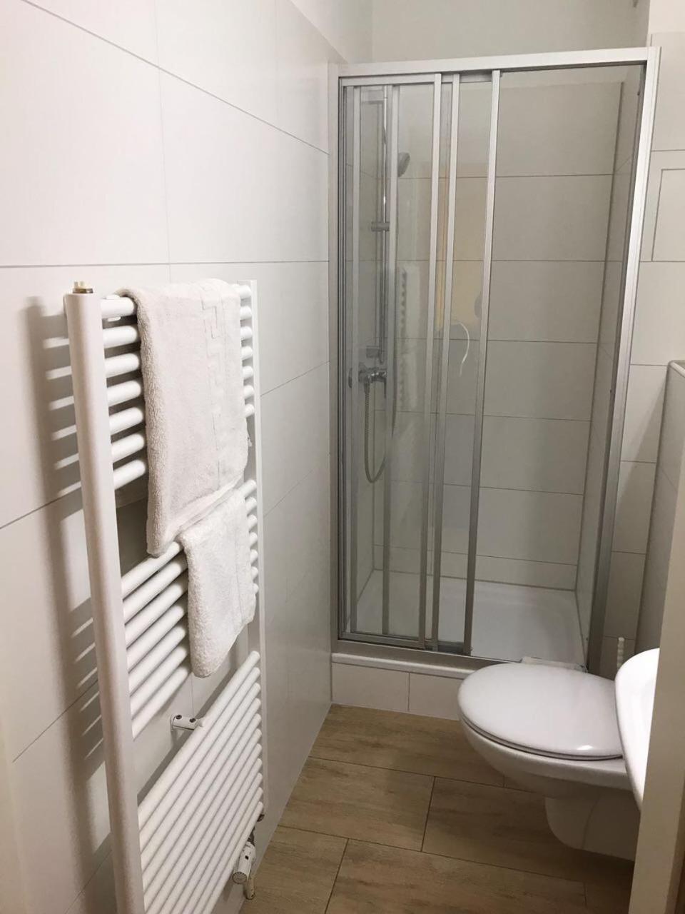 Hotel Km ダルムシュタット エクステリア 写真